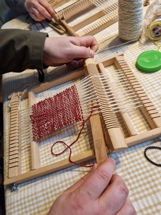 Weave Your own Coaster with Anna Ní Dhonnchú